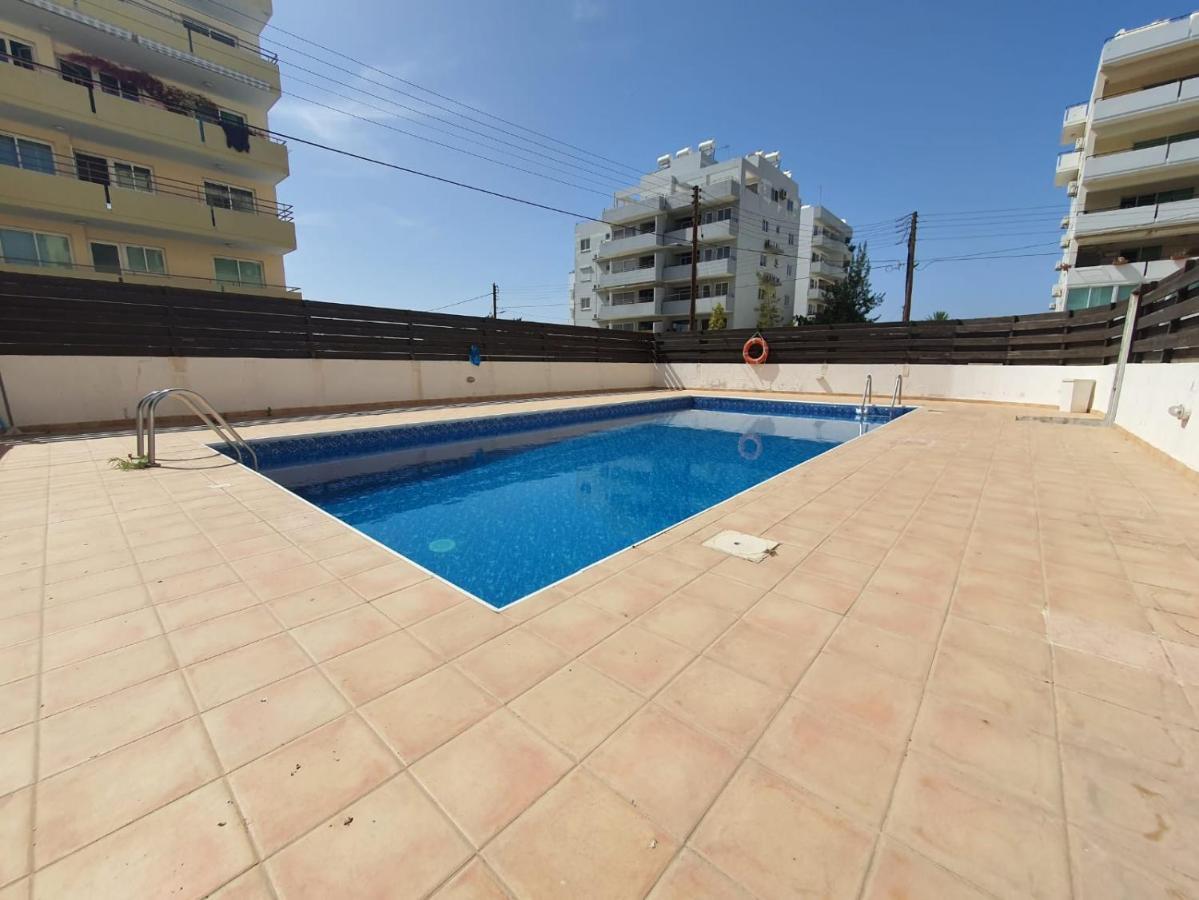 Апартаменти Andrea 3-bedroom In Mackenzie Ларнака